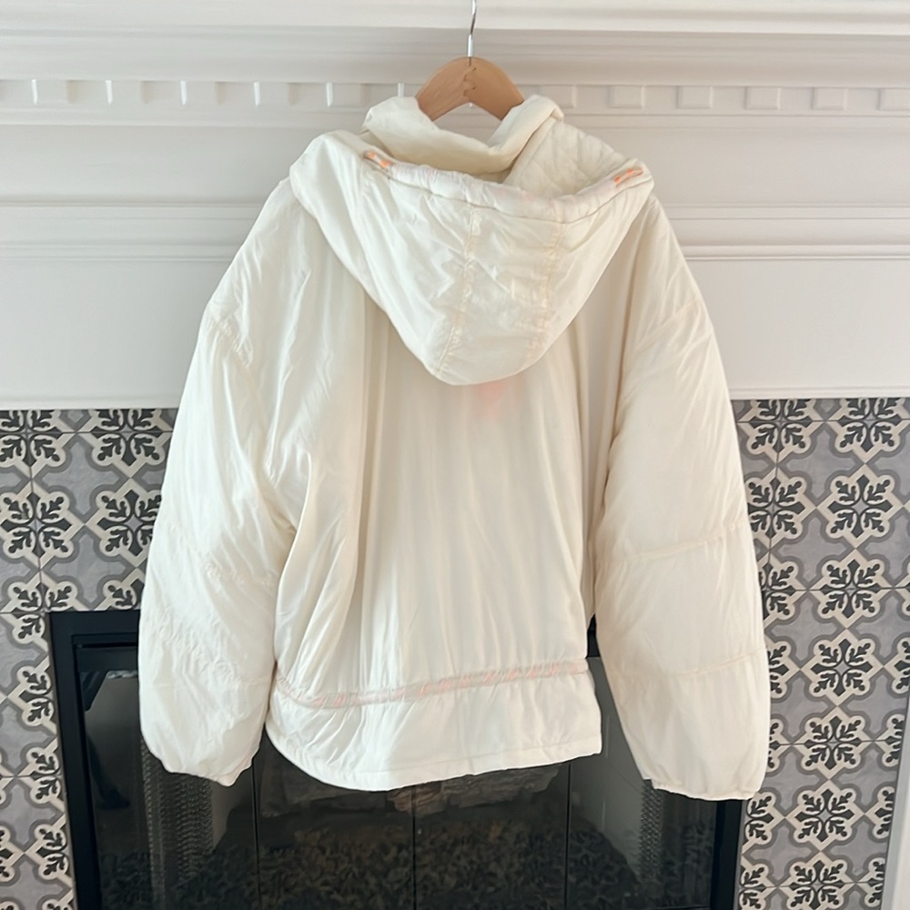 NWOT Free People Movement Cares Round And Round Puffer Jacket Ivory Brushed Sail - Picture 7 of 9